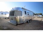 Thumbnail Photo 12 for New 2022 Airstream Globetrotter